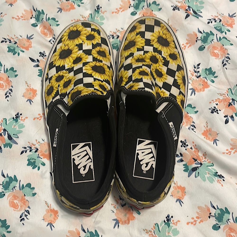 Checker Vans with sunflowers, Size 7